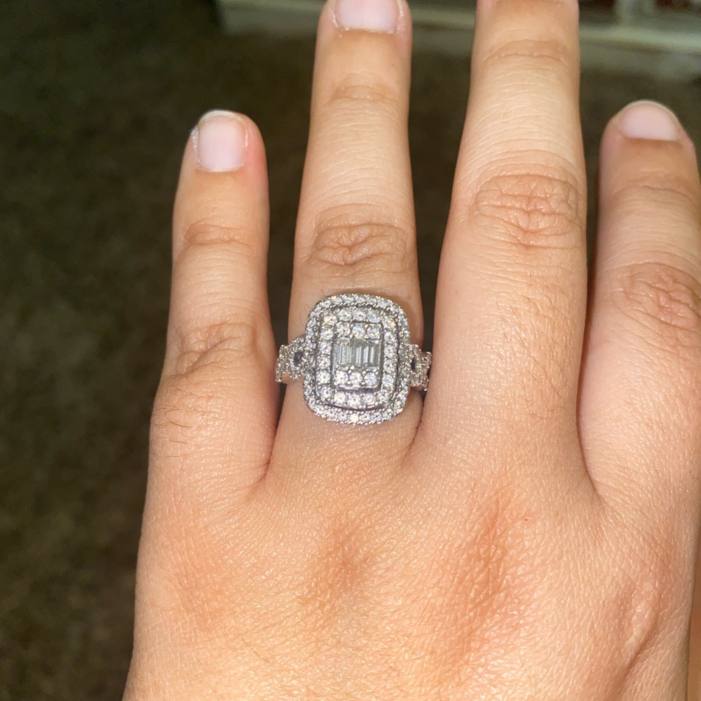 1.5 carat 14k white gold Diamond Engagement ring